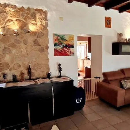 Kyrios Family 5p With Private Pool *