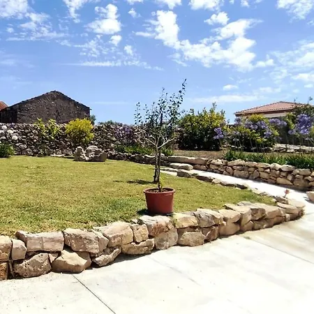 Kyrios Family With Private Pool *