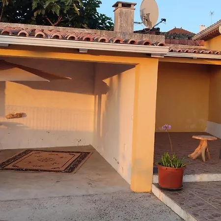 Kyrios Family 5p With Private Pool Vila