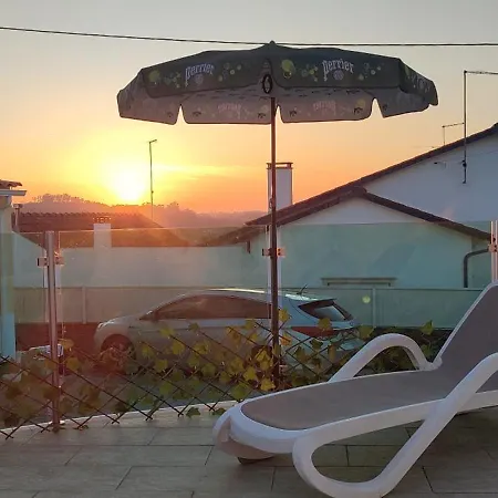 Kyrios Family With Private Pool Villa Carrascal (Leiria)