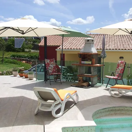 Kyrios Family With Private Pool Villa Carrascal (Leiria)