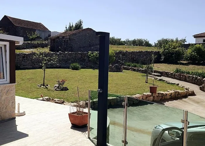 Kyrios Family 5p With Private Pool וילה