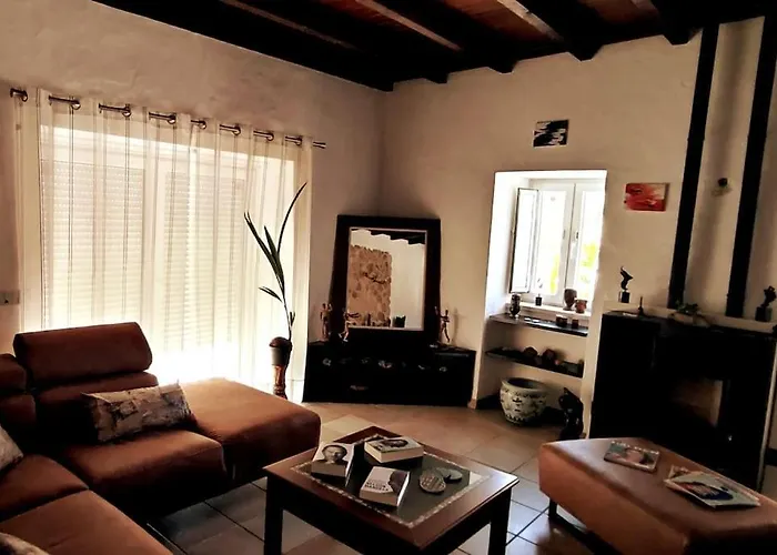 Kyrios Family 5p With Private Pool וילה *